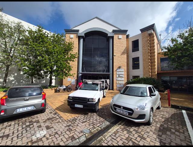 74M² OFFICE TO LET IN SANDTON CENTRAL